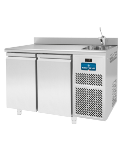 Plus 700 kjølebenk 2 dører, arbeidstopp med oppkant bak og vask