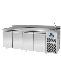 Friotekno Plus 700 kjølebenk 4 dører, med vask og topplate med oppkant bak